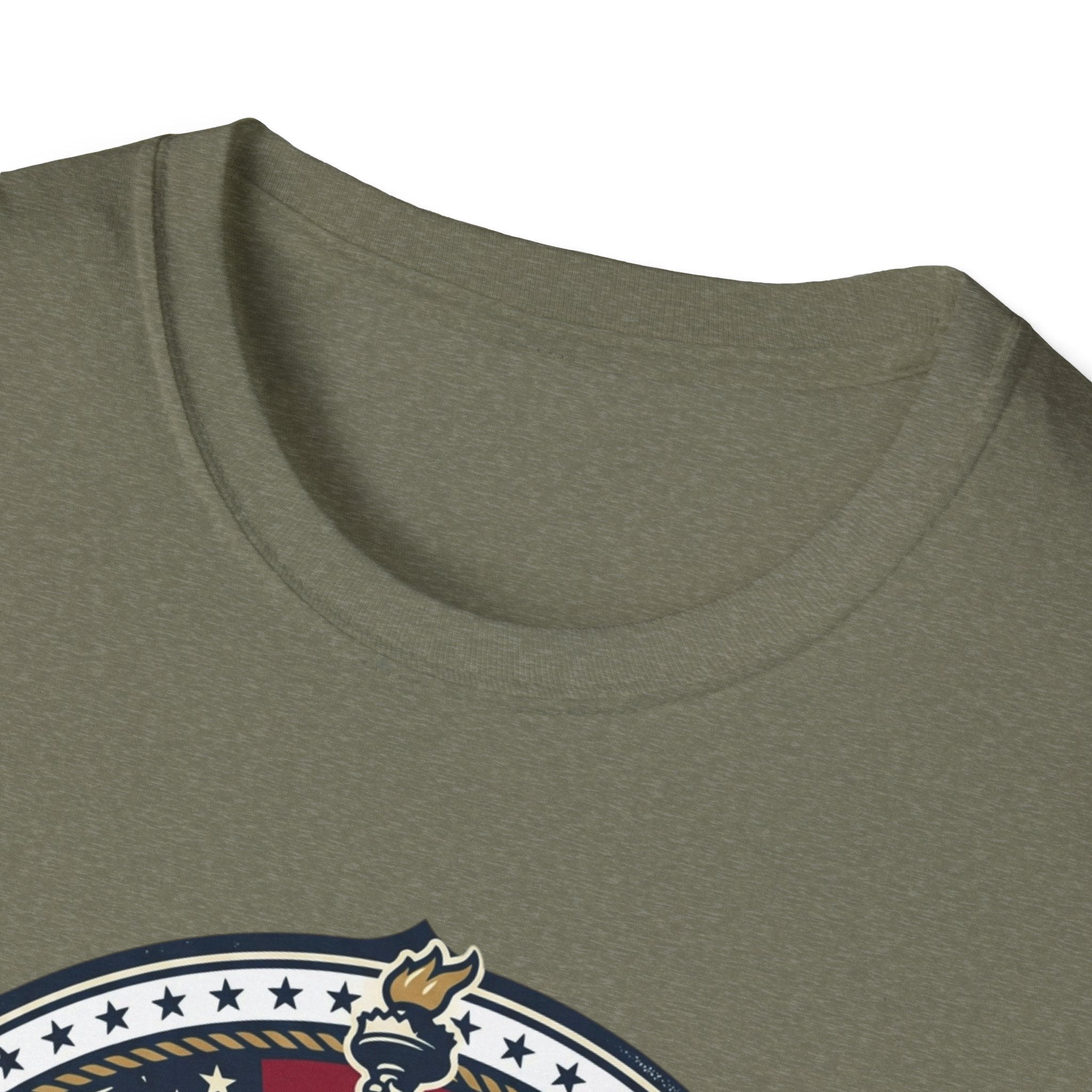 America 250 Years T-Shirt – Statue of Liberty Vintage Flag Graphic