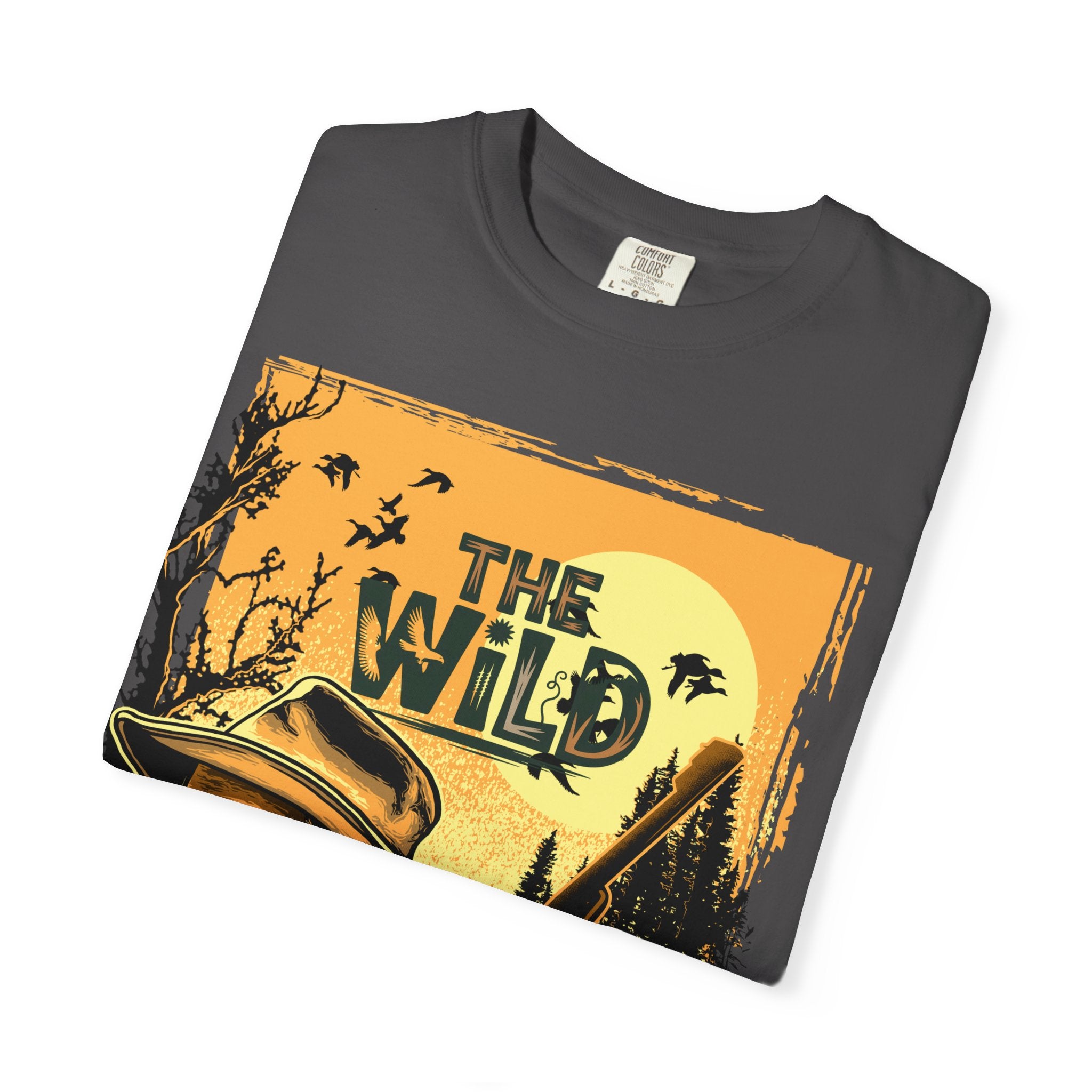 The Wild Vintage Hunting T-Shirt — Outdoorsman Retro Graphic Tee